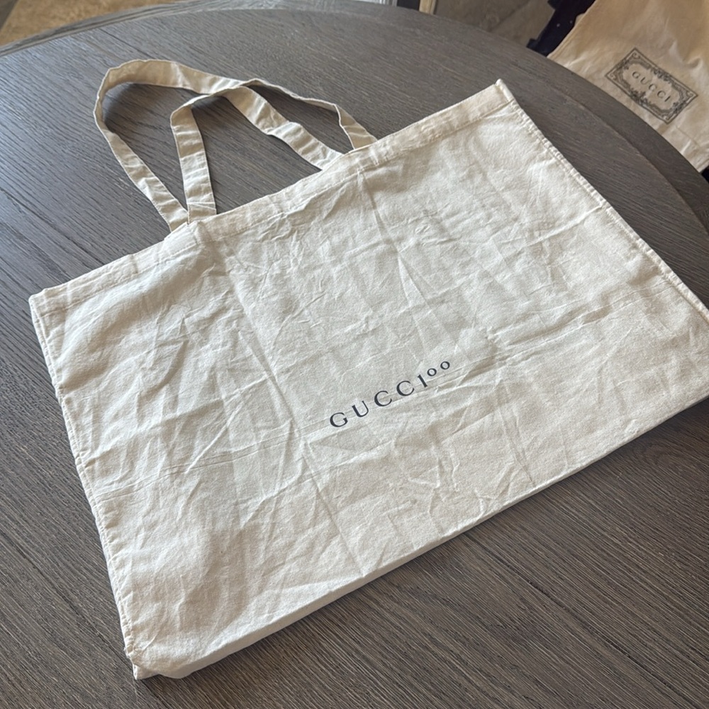 Gucci light weight cotton tote bag.  medium